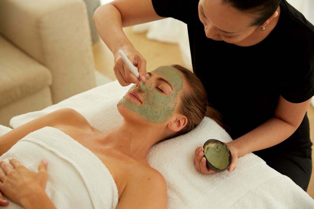 home facial service